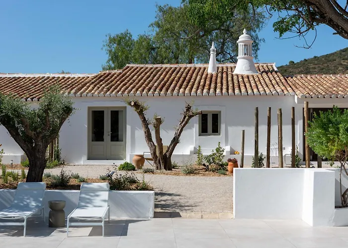 Amago Guesthouse